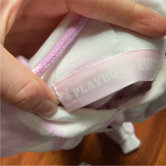 Playboy cropped hoodie - Picture 3 of 4